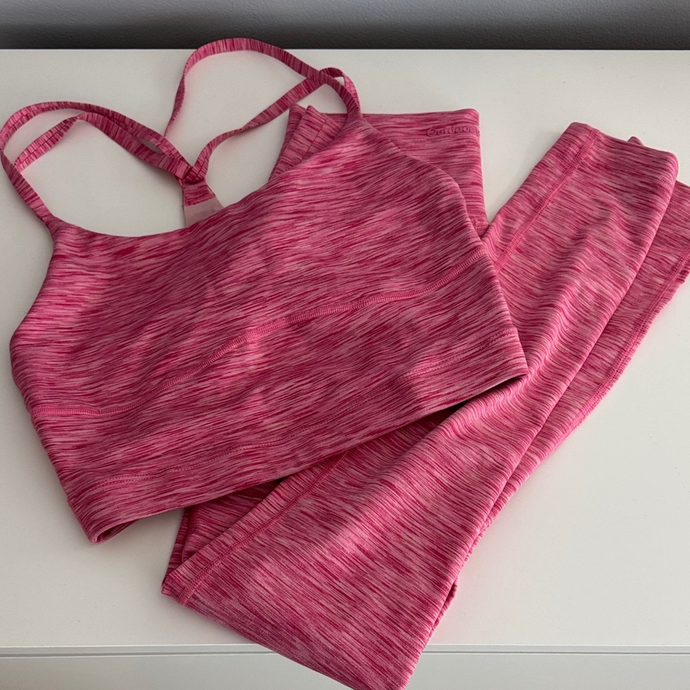 Outdoor Voices Flow Crop Top + Flow 7/8 Legging Wild Pink Set